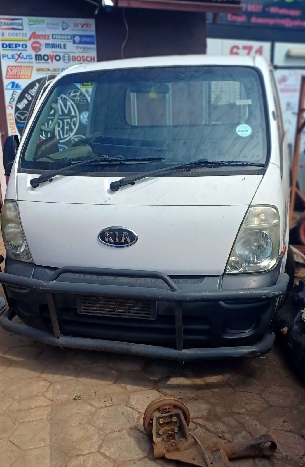 2011 KIA K2700 Thumbnail 1