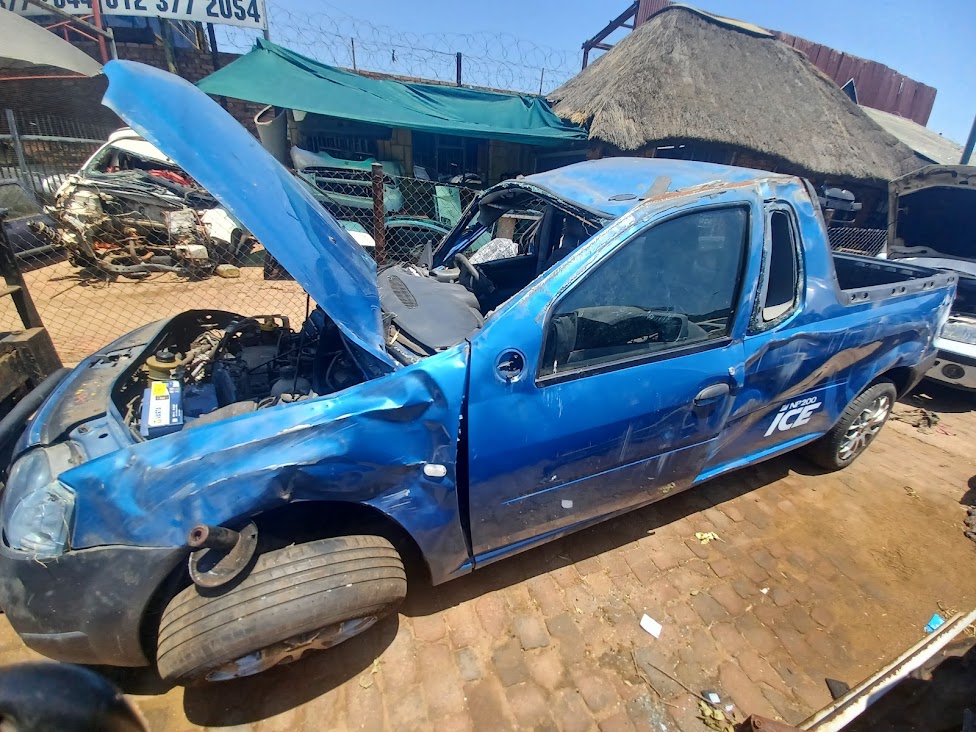 2015 NISSAN NP200 1.6 8V Thumbnail 1