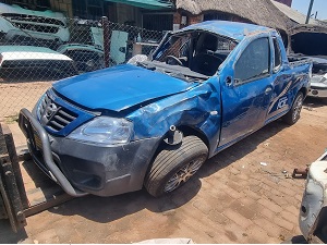 2015 NISSAN NP200 1.6 8V