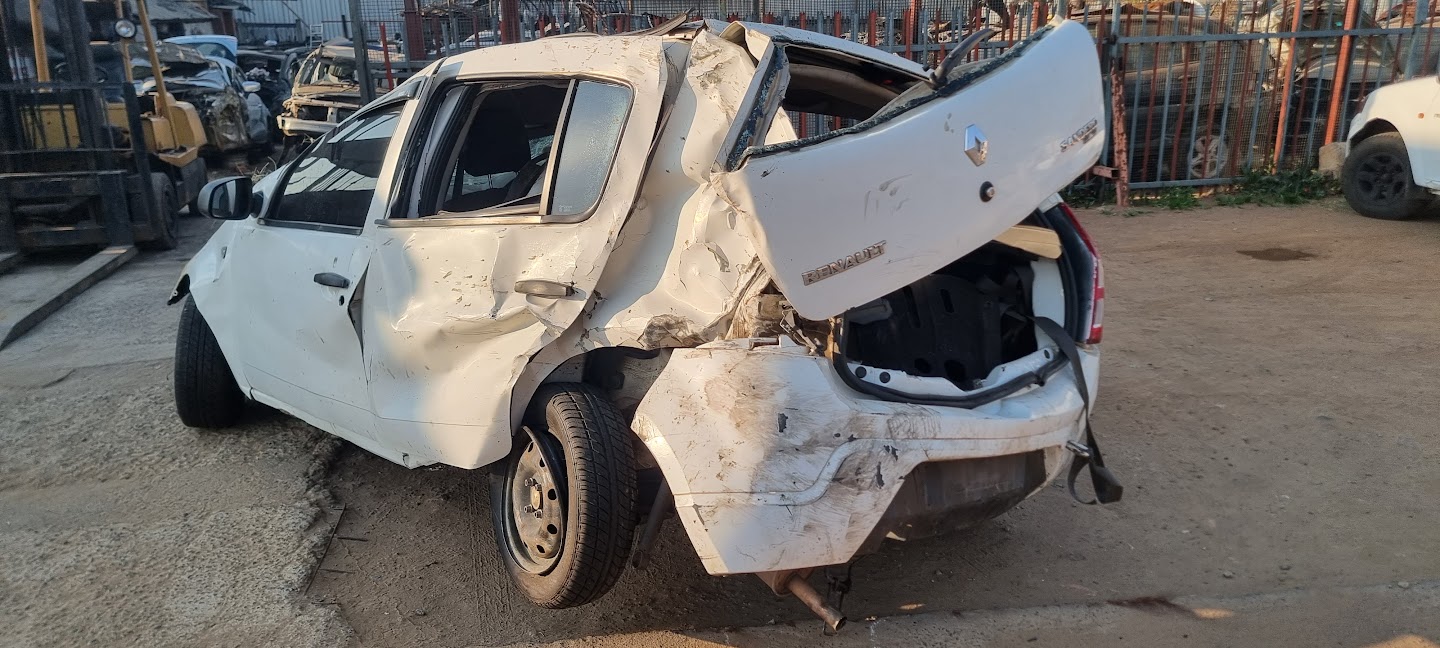 2012 RENAULT SANDERO 1 1.4 8V Thumbnail 1