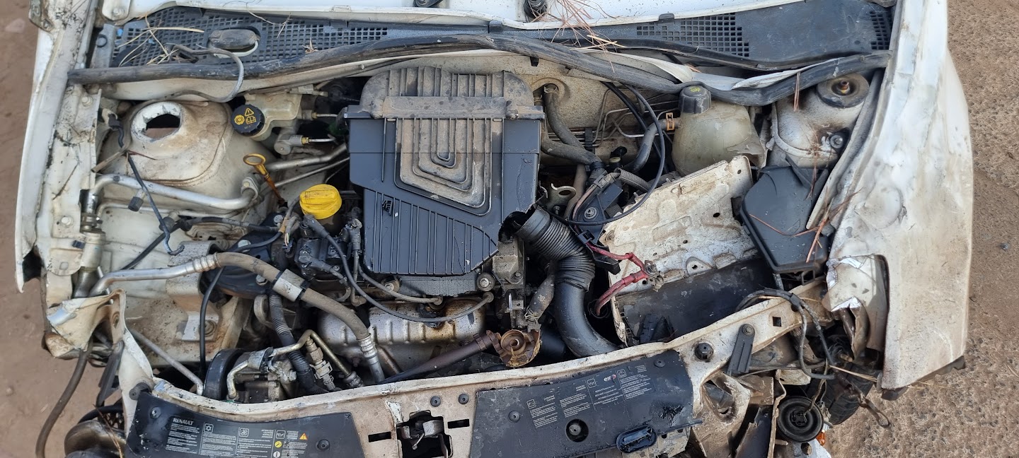 2012 RENAULT SANDERO 1 1.4 8V Thumbnail 2