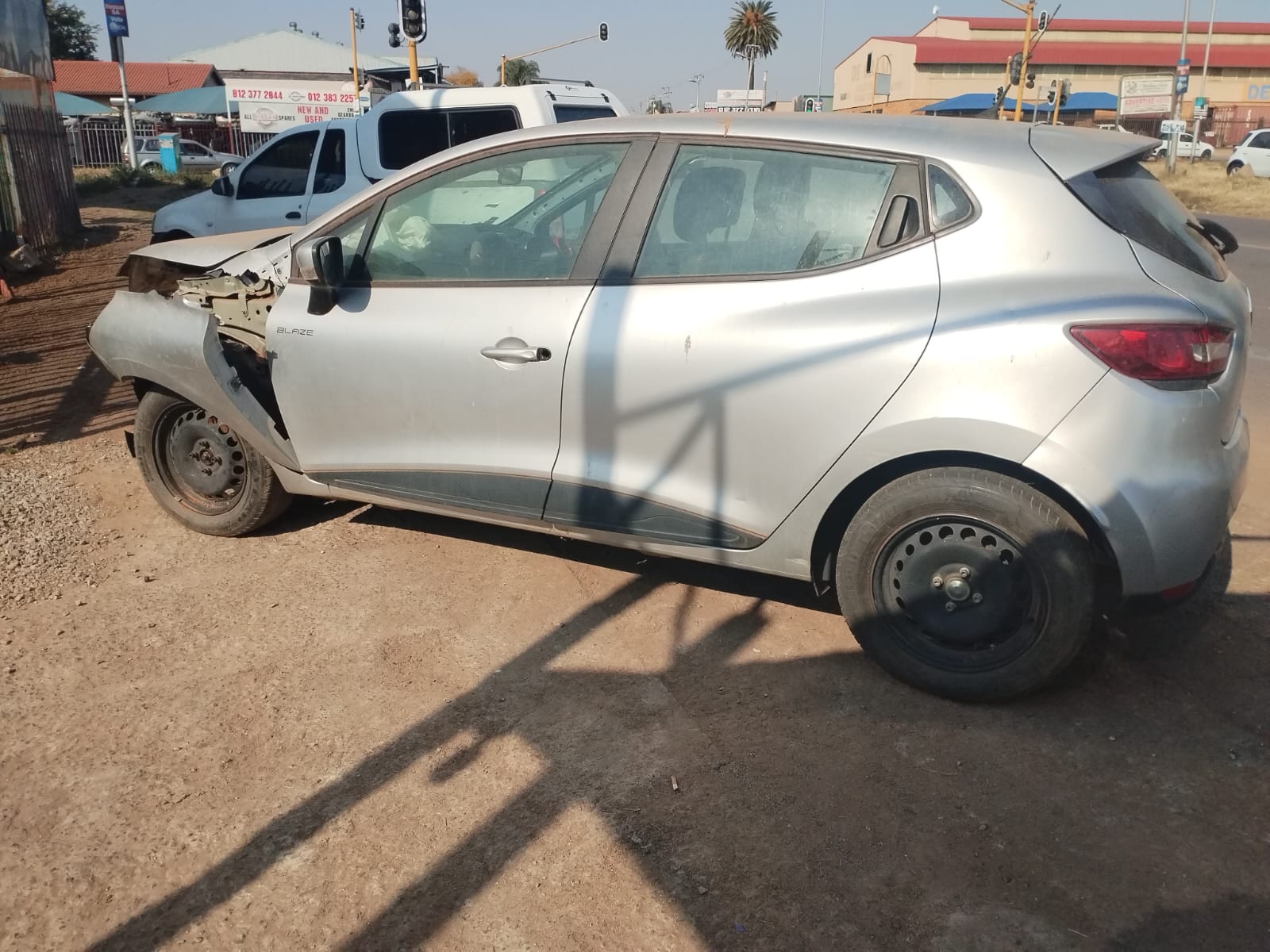 2020 RENAULT CLIO IV 900T Thumbnail 1