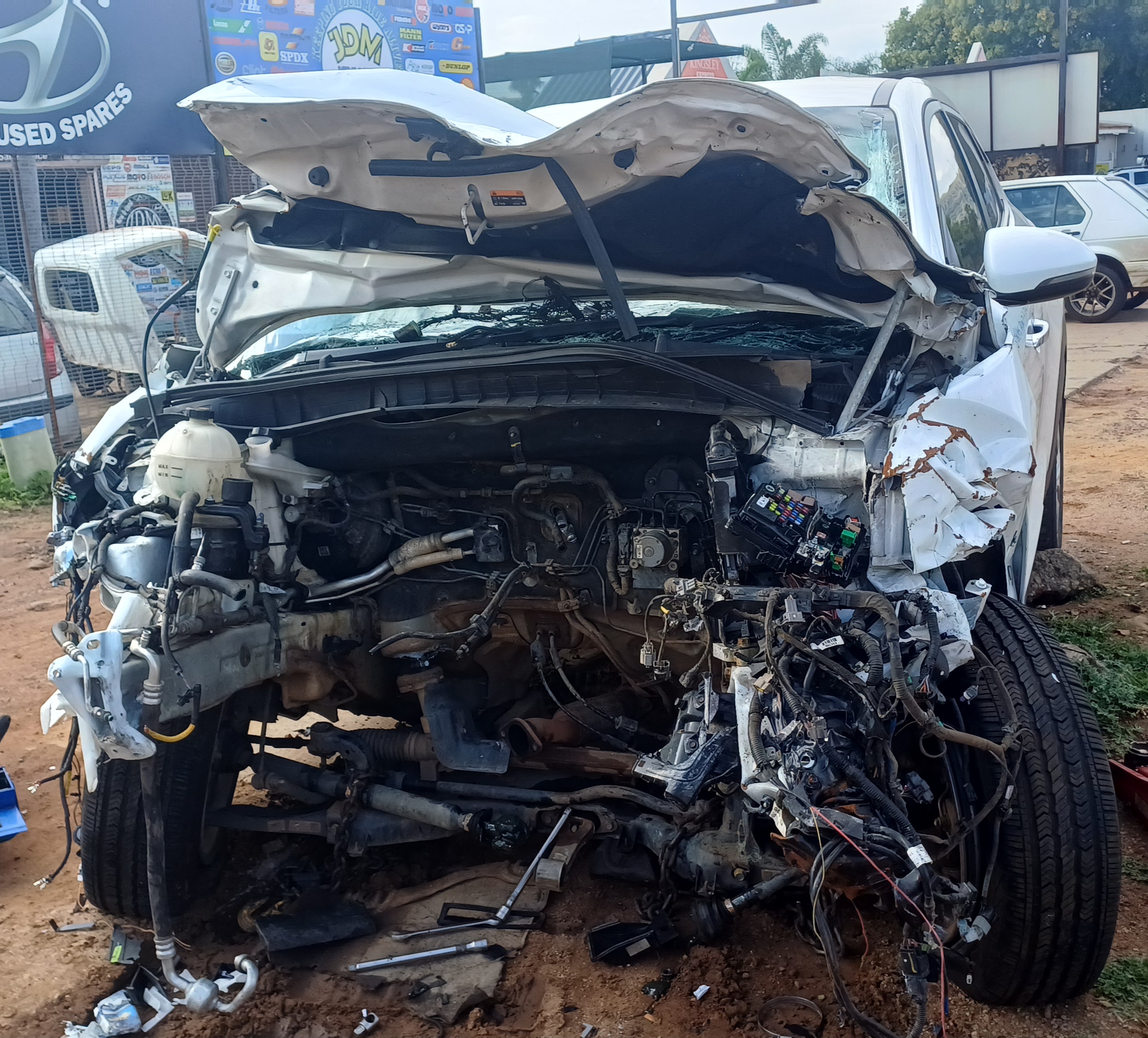 2016 HYUNDAI Tucson 2.0 G4NA Thumbnail 2