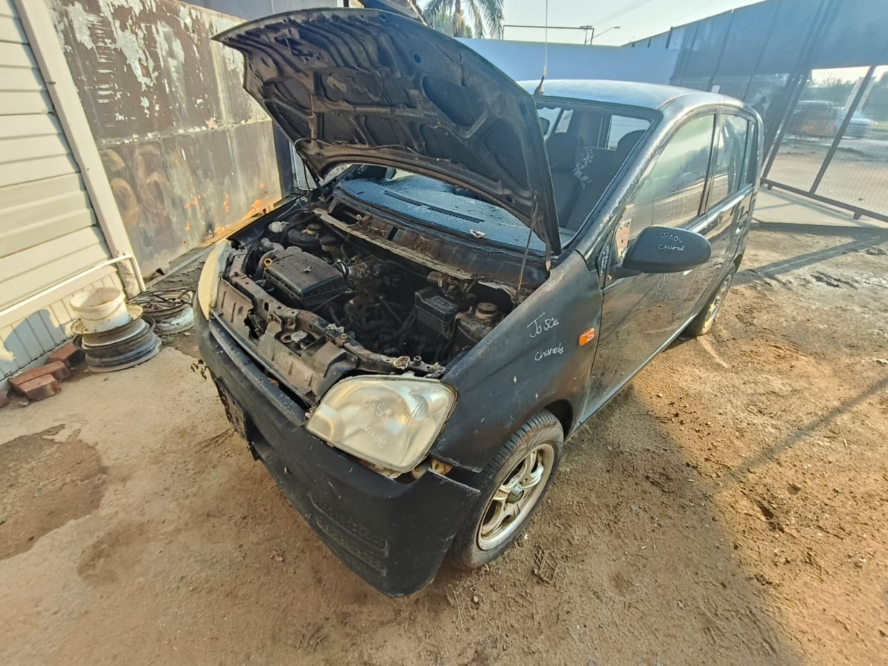 2005 HYUNDAI Charade 1.0 EJ-VE Thumbnail 1