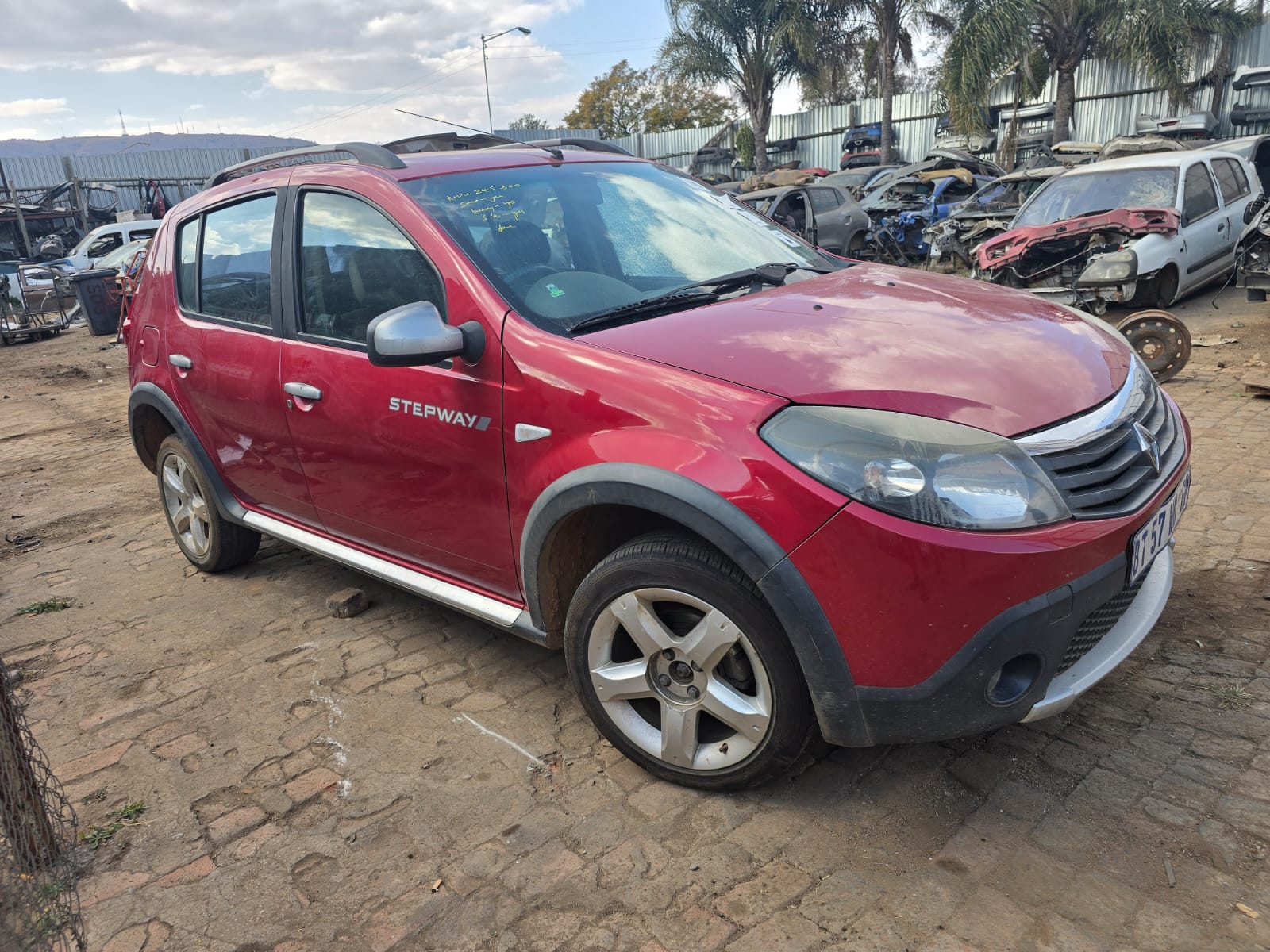 2012 RENAULT SANDERO 1 STEPWAY