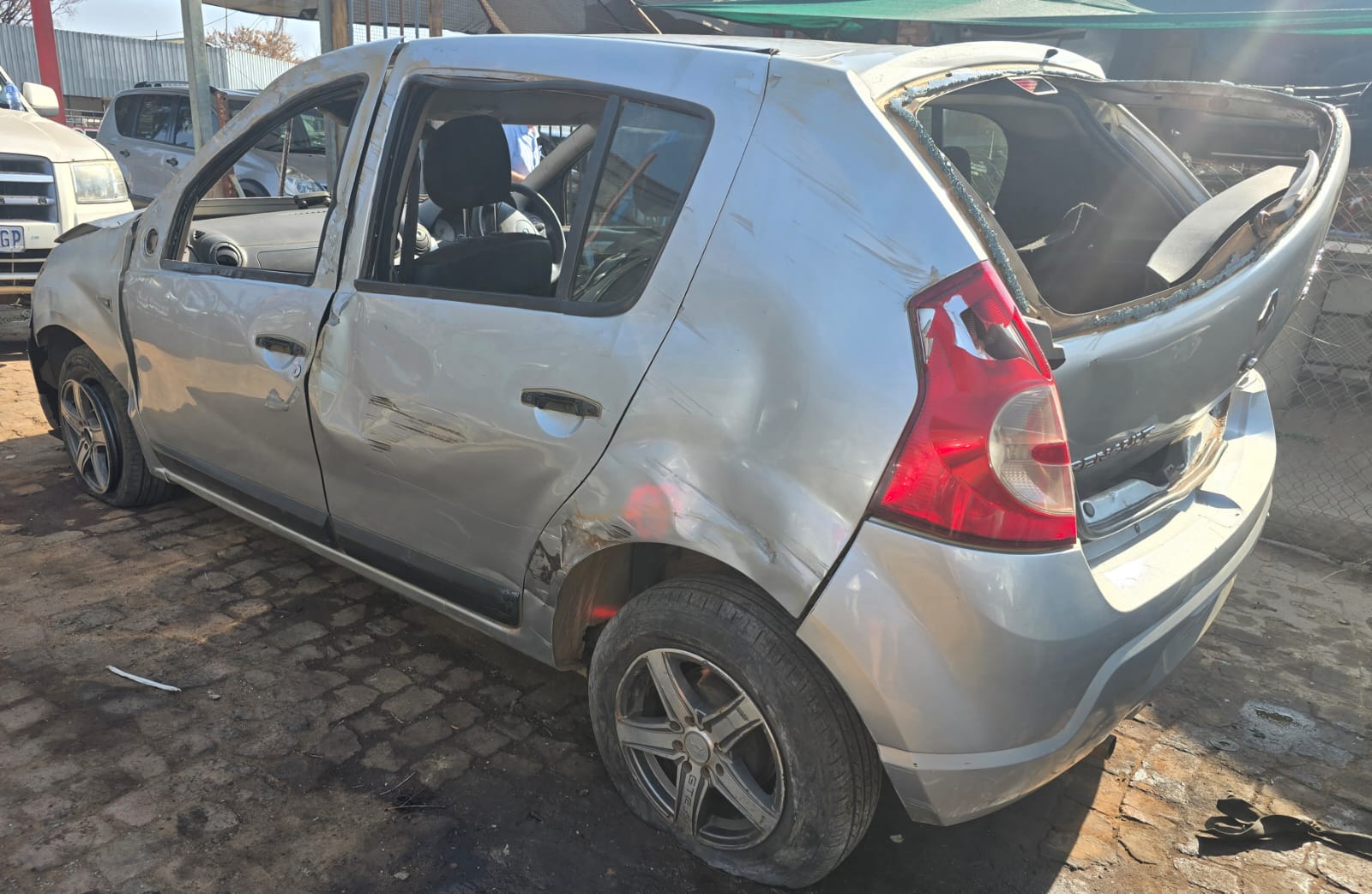 2026 RENAULT SANDERO 1