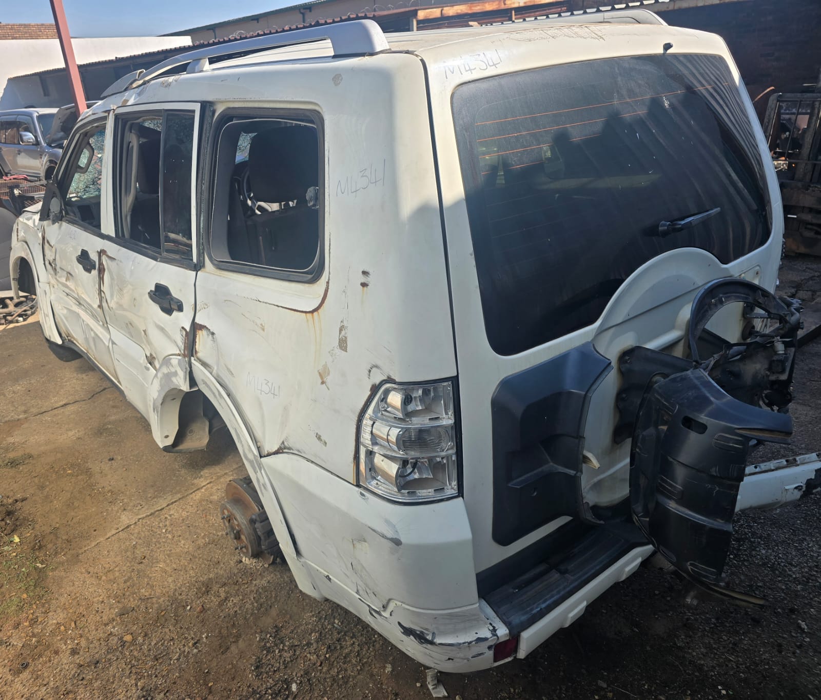 2008 MITSUBISHI PAJERO 3.2 DIESEL Thumbnail 3