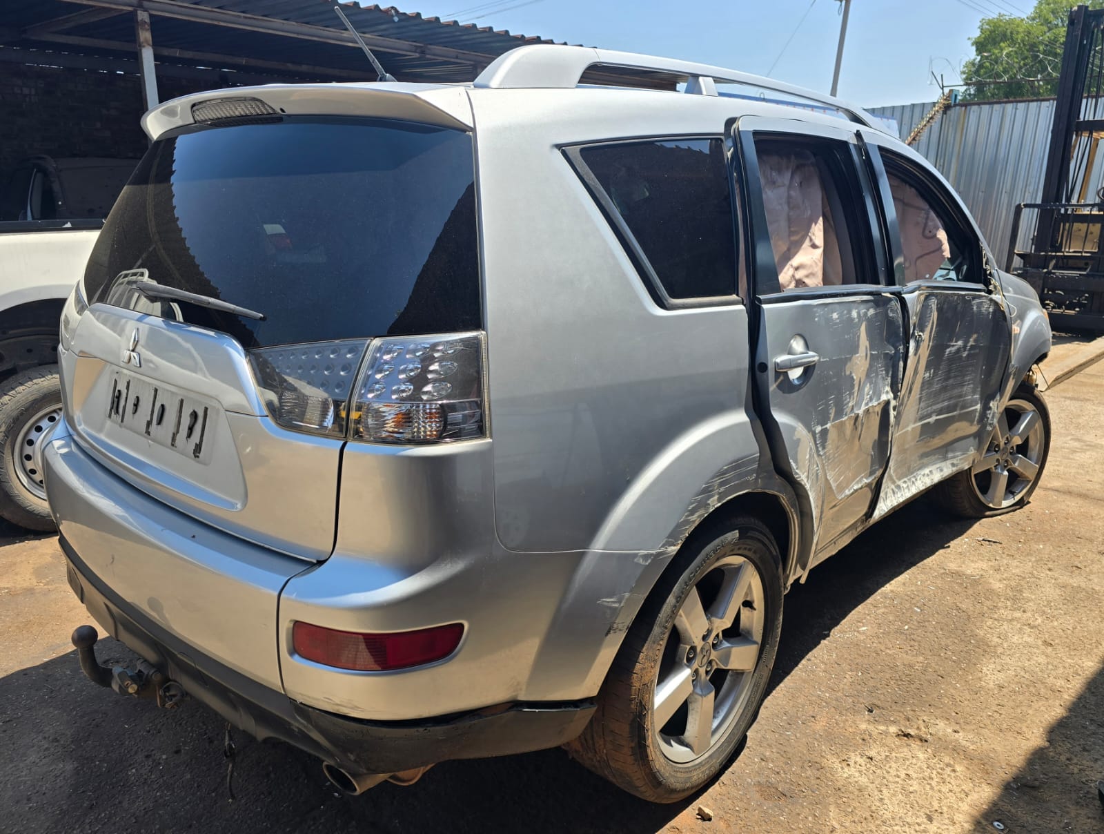 2008 MITSUBISHI OUTLANDER 2.4I Thumbnail 3