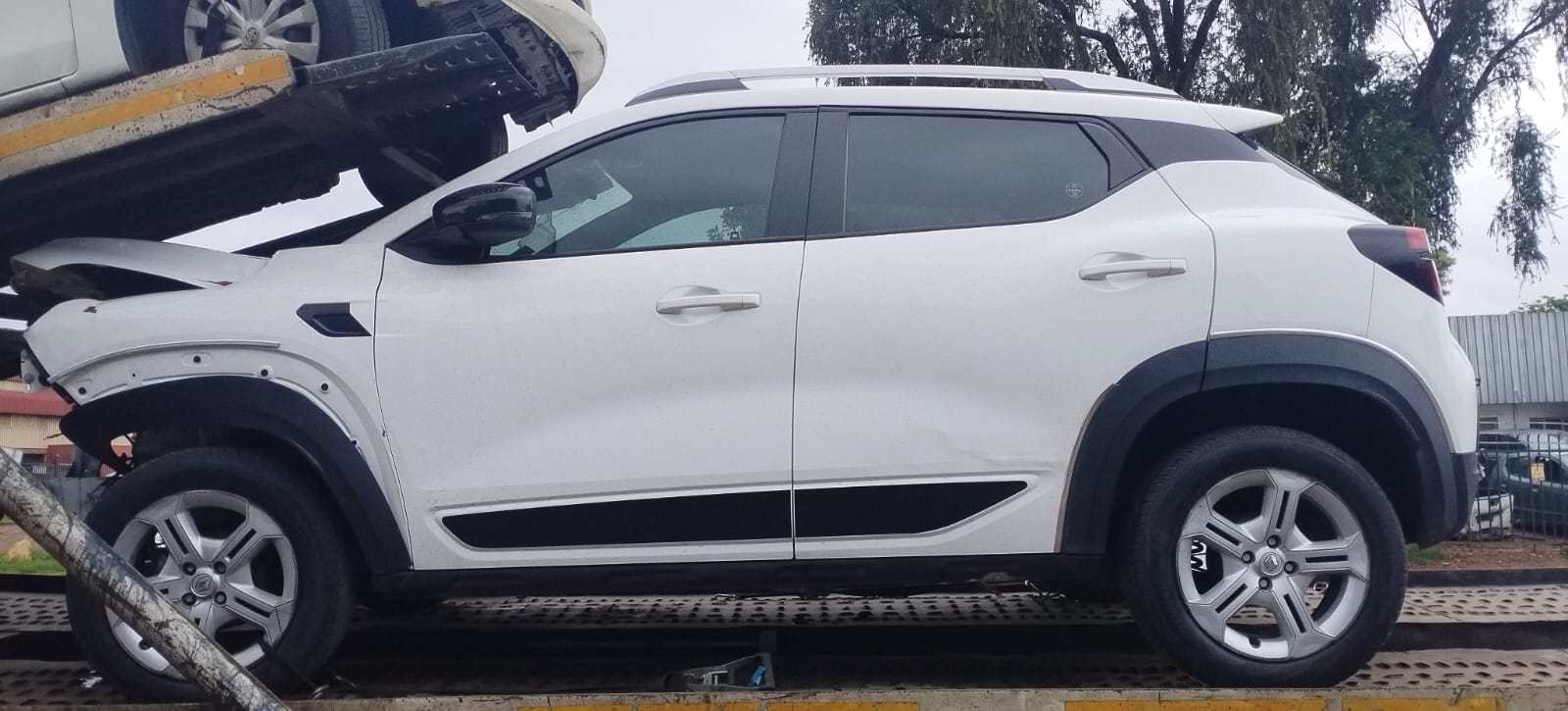 2021 RENAULT KIGER 1.0 NON TURBO ( AUTOMATIC)