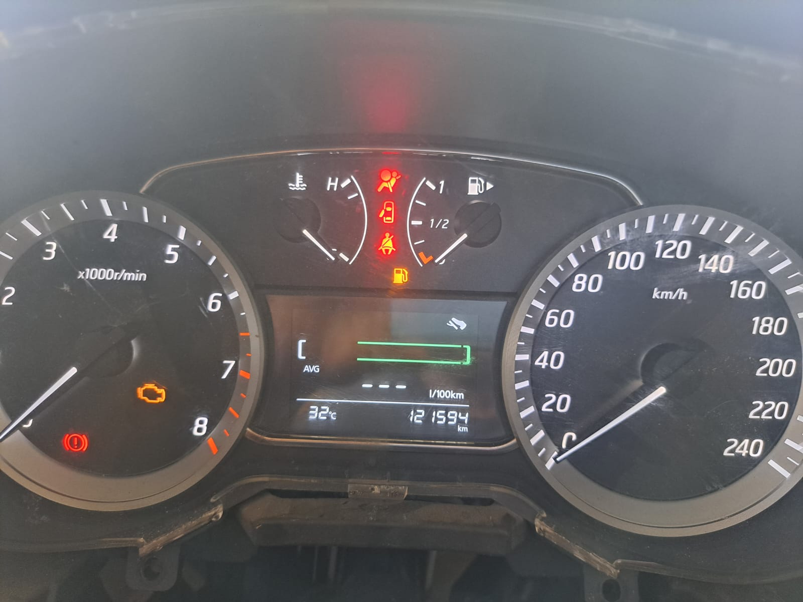 2014 NISSAN SENTRA 1.6 Thumbnail 1