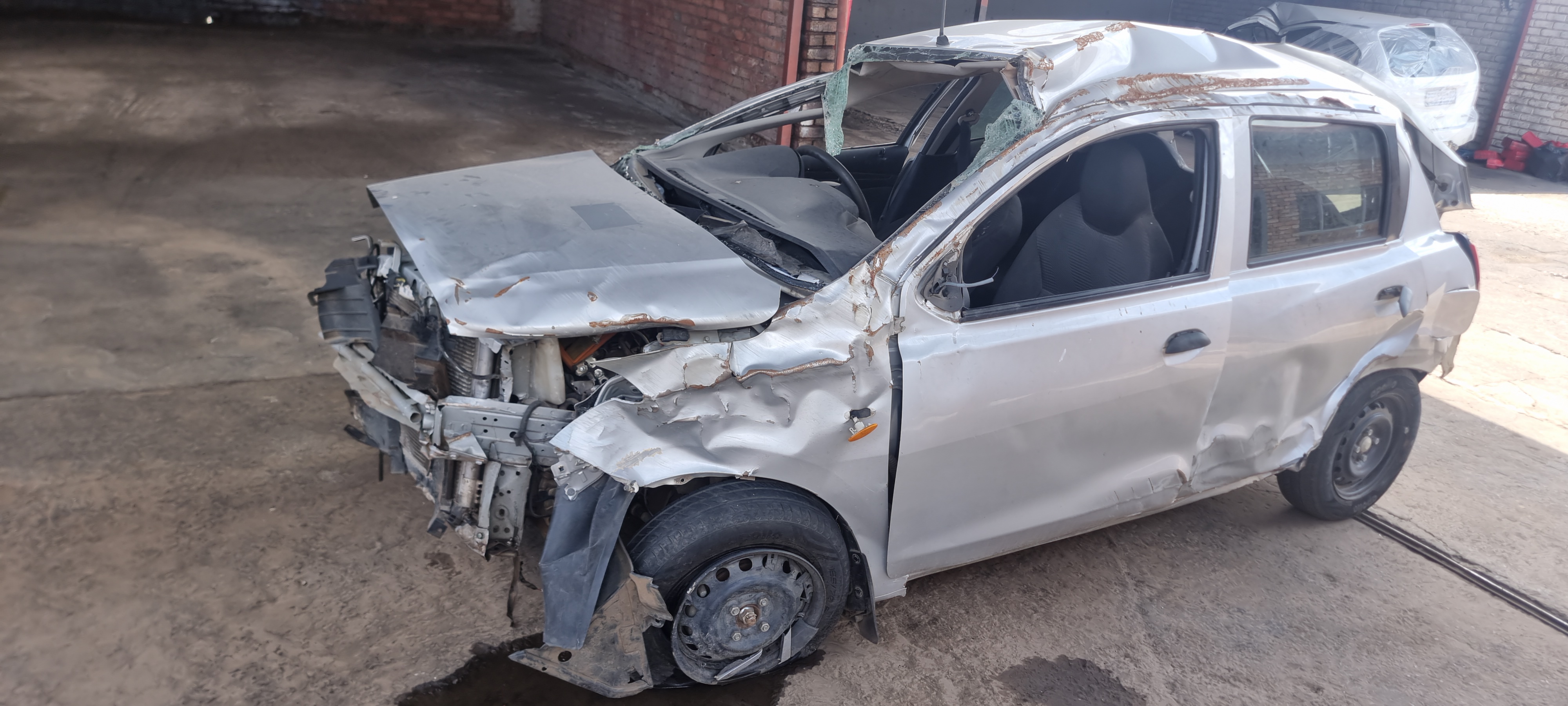 2020 DATSUN GO Thumbnail 3