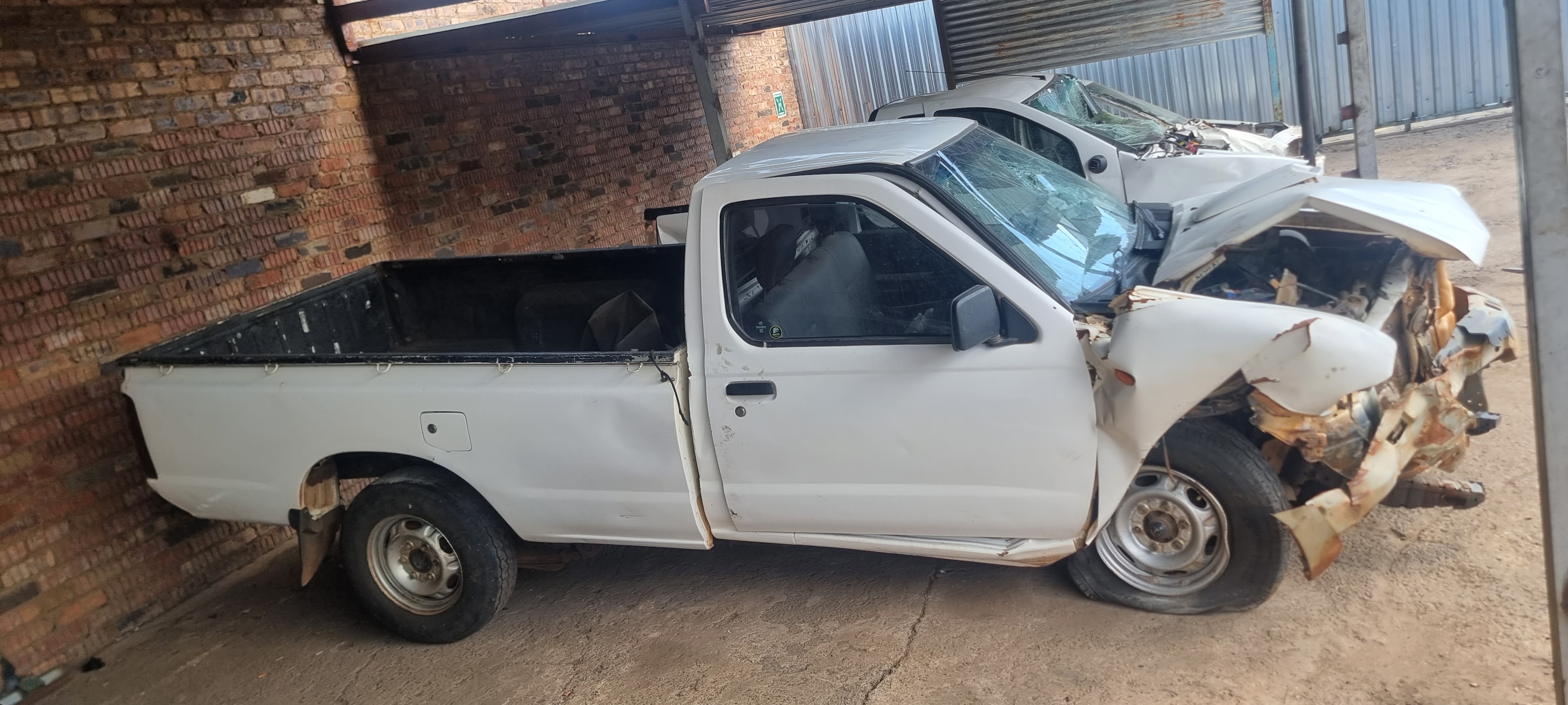 2019 NISSAN NP300 HARDBODY Thumbnail 1