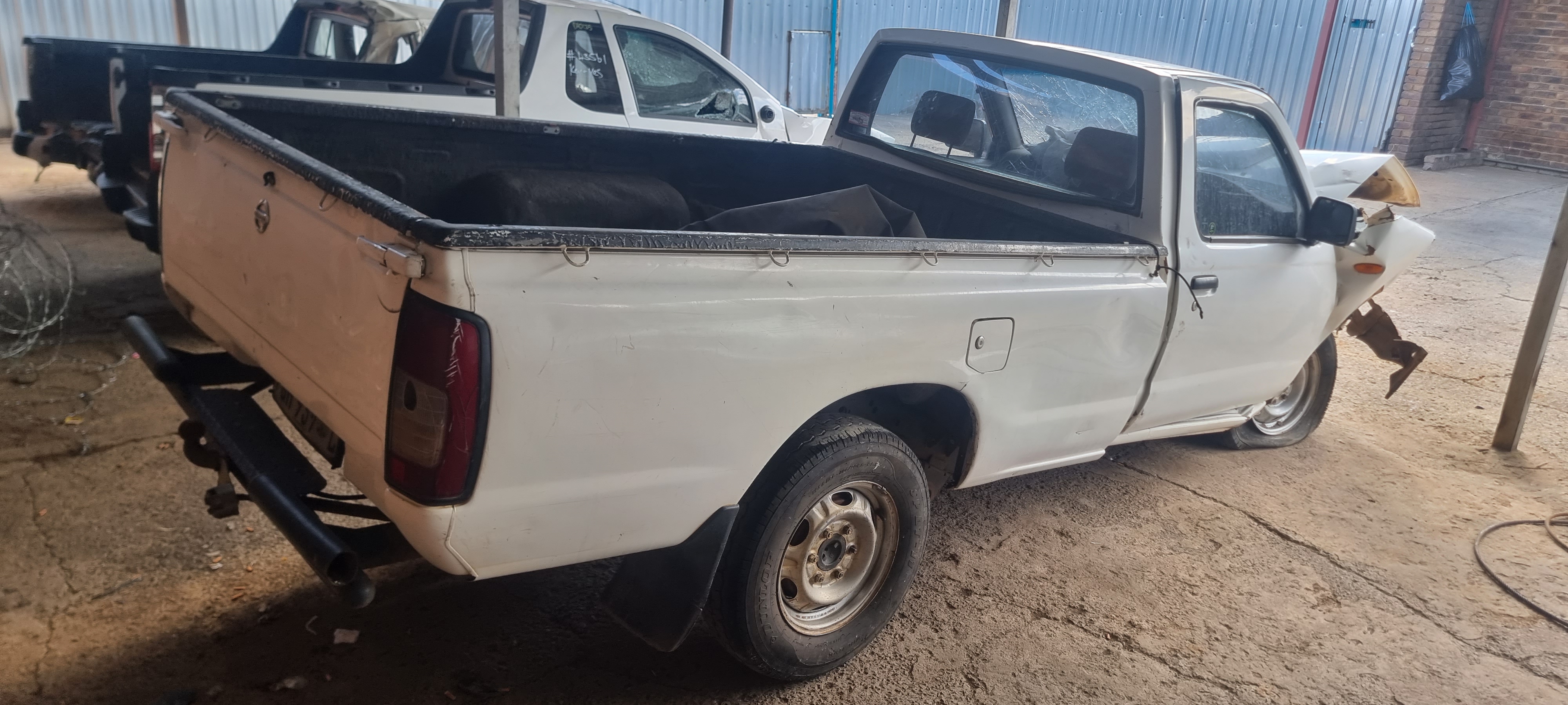 2019 NISSAN NP300 HARDBODY Thumbnail 2