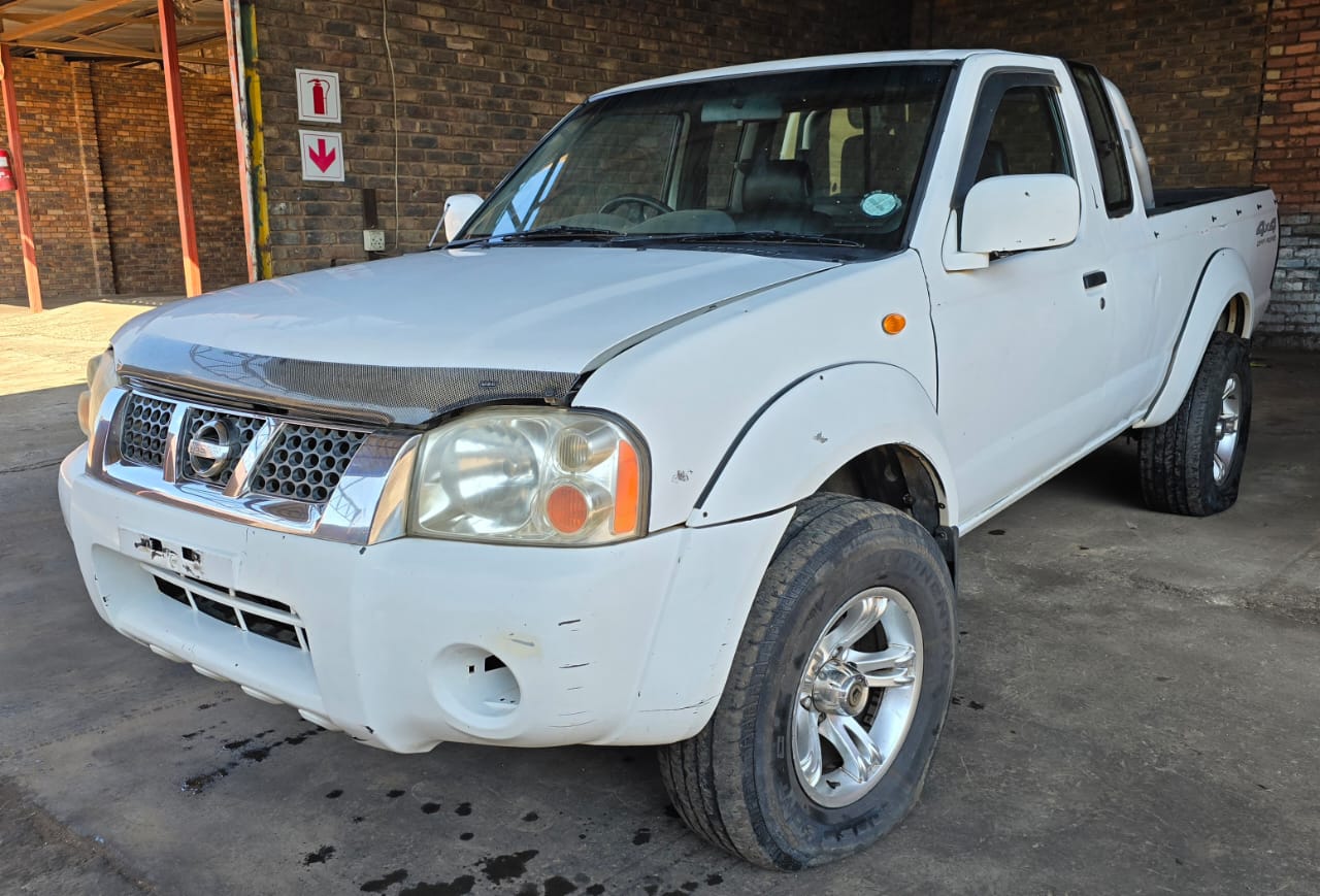 2006 NISSAN NP300 3.0 TDI HARDBODY 4X4 Thumbnail 3