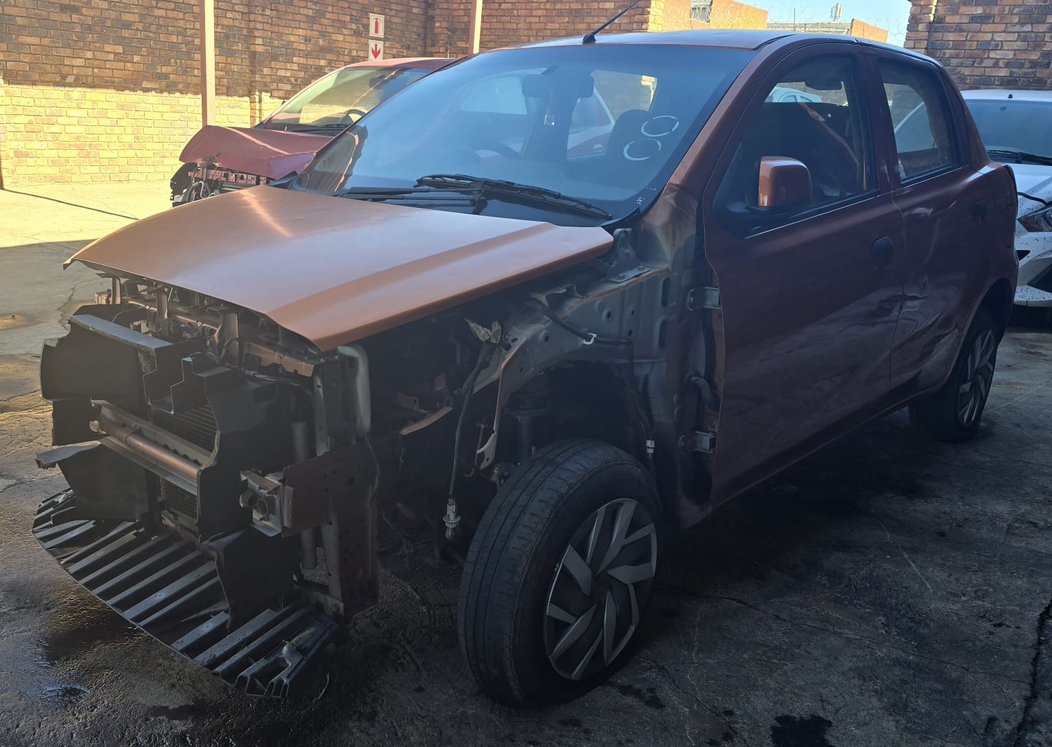 2019 DATSUN GO Thumbnail 1