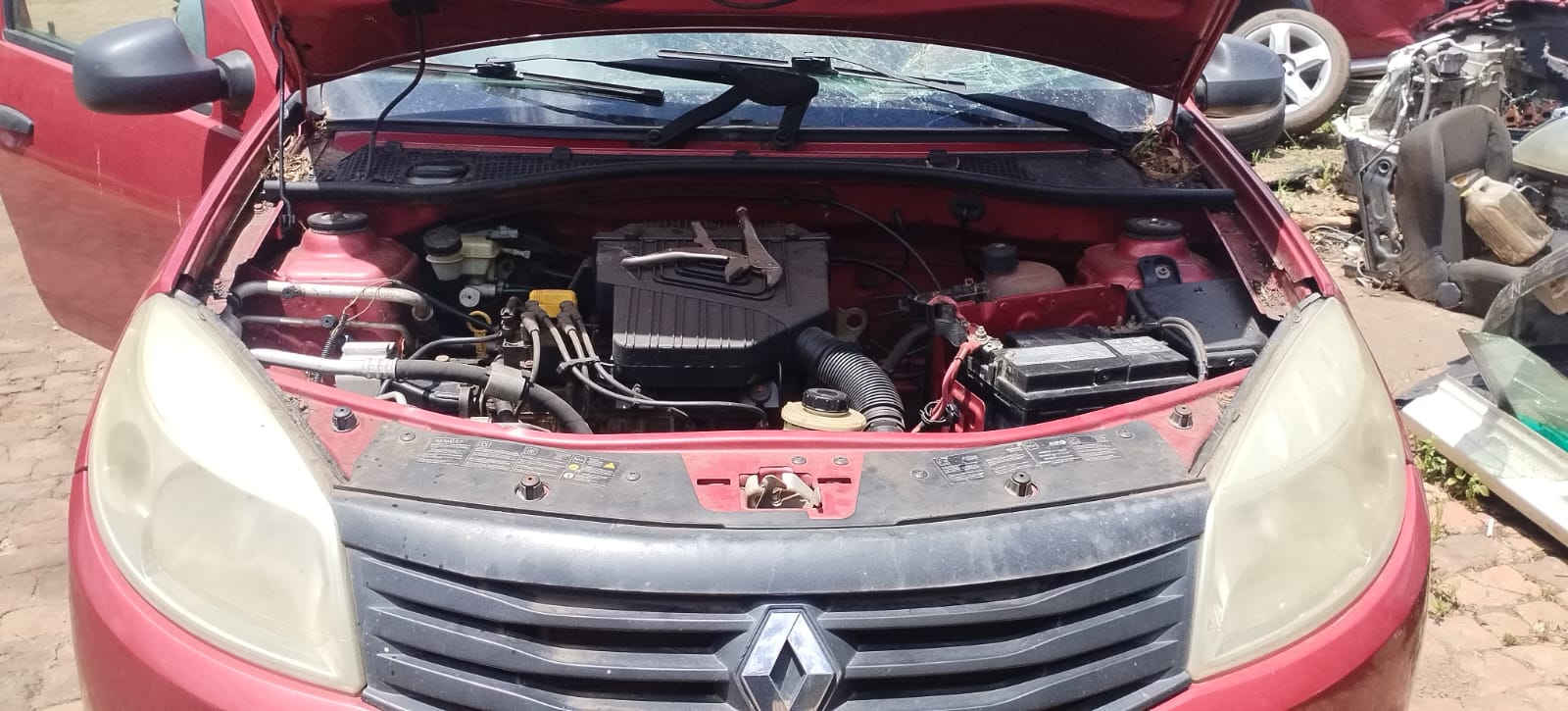 2013 RENAULT SANDERO 1. 1.4 8V