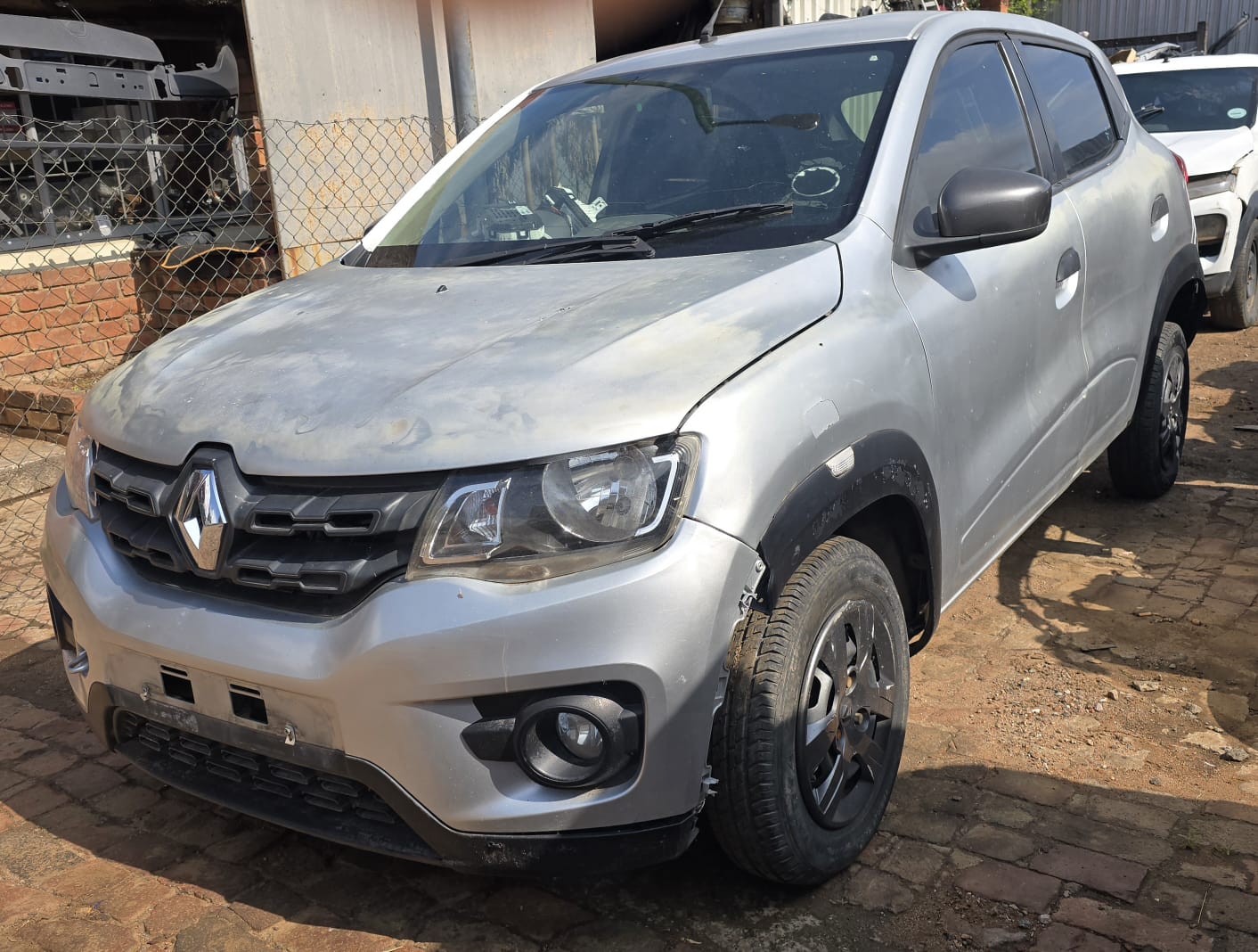 2021 RENAULT KWID 1.0 PREFACE